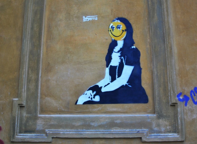 girl smile inserra street art cry